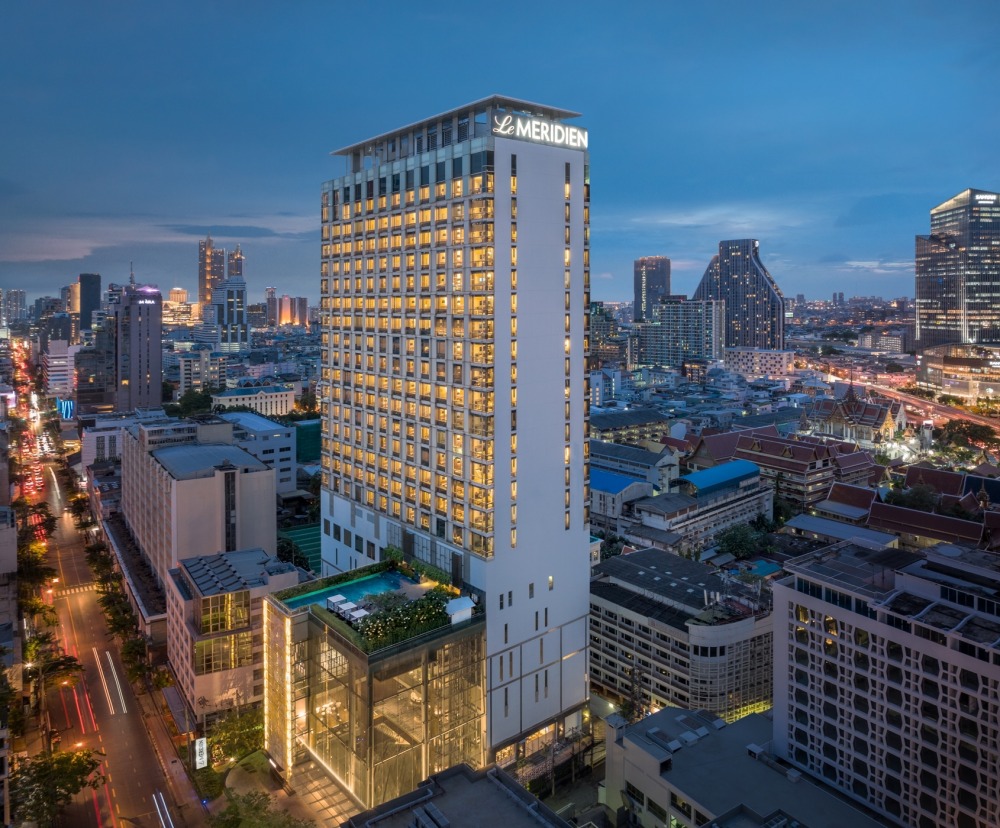 Le Meridien Bangkok, Au Soleil, โรงแรมเลอ เมอริเดียน กรุงเทพ, ปรับปรุงใหม่, ข้าวของเครื่องใช้ทันสมัย, หน้าต่างจากพื้นจรดเพดาน, น้ำชายามบ่าย, สปาทรีทเมนต์