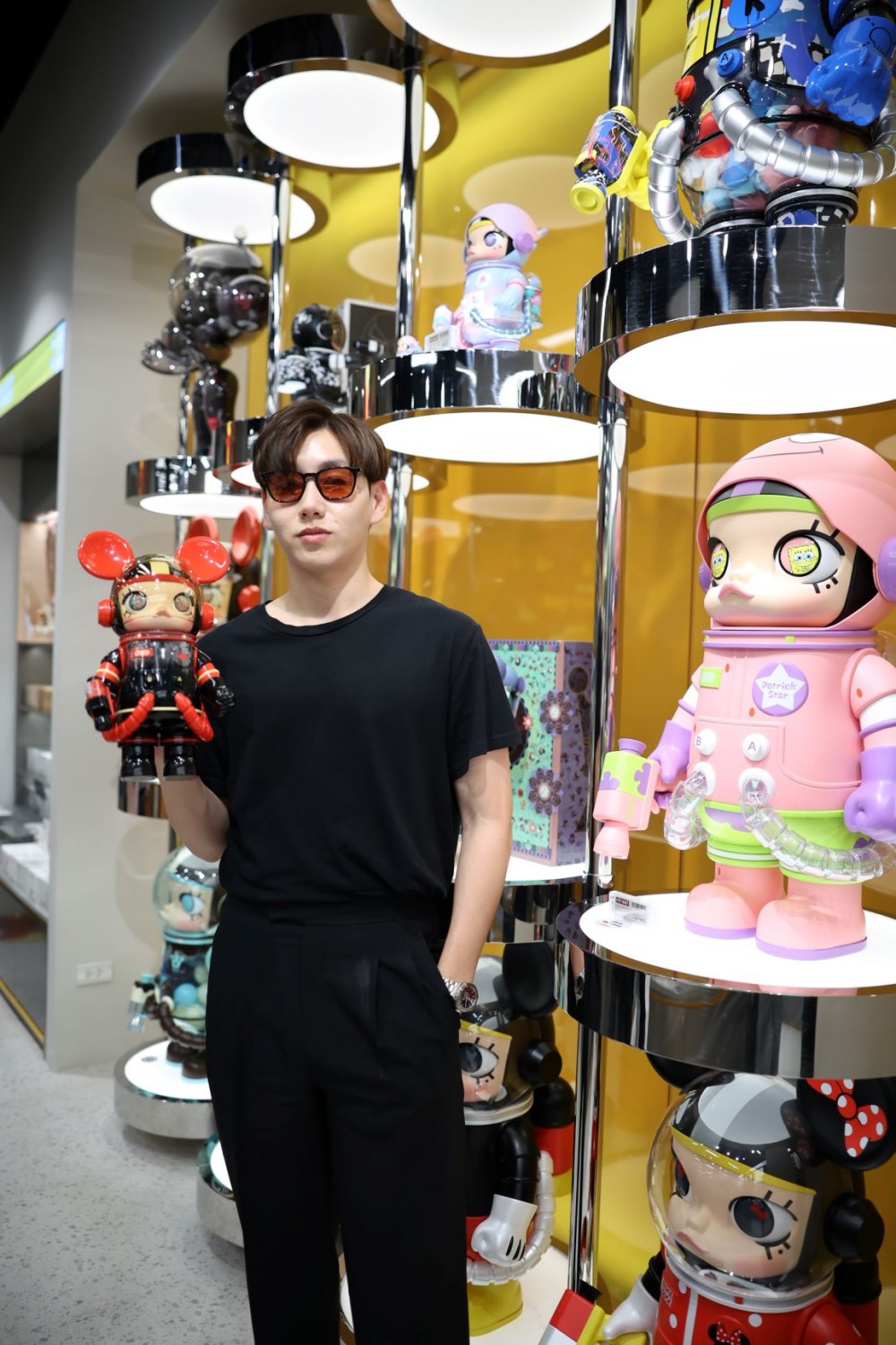 POP MART ปิดตัวสโตร์แห่งที่สอง, เทอร์มินอล 21 อโศก ชั้น เอ็ม โซน ปารีส, ป๊อปคัลเจอร์ อาร์ตทอย, แฟลกชิปสโตร์แห่งแรกในไทย, บริษัท ป๊อป มาร์ท (ประเทศไทย) จำกัด