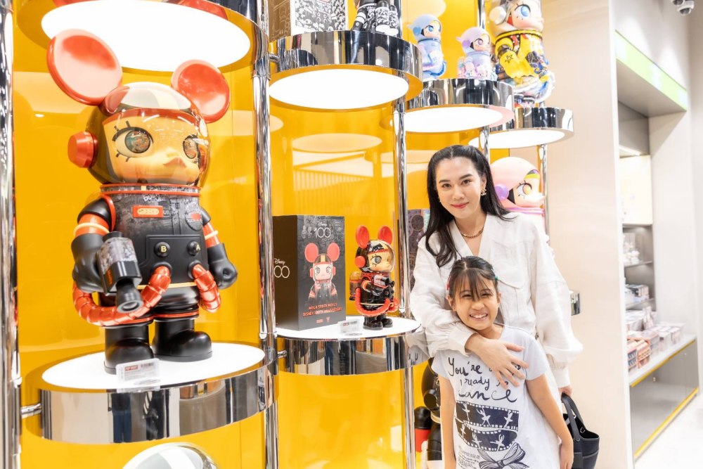 POP MART ปิดตัวสโตร์แห่งที่สอง, เทอร์มินอล 21 อโศก ชั้น เอ็ม โซน ปารีส, ป๊อปคัลเจอร์ อาร์ตทอย, แฟลกชิปสโตร์แห่งแรกในไทย, บริษัท ป๊อป มาร์ท (ประเทศไทย) จำกัด