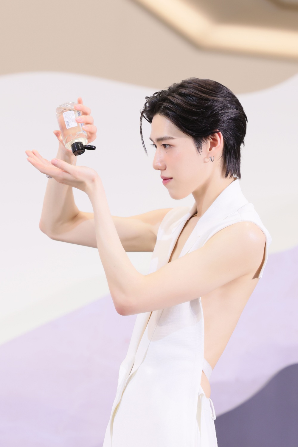 JOURNAL Body Oil, พีพี–กฤษฏ์, พรีเซ็นเตอร์คนใหม่, ธนัญญา สุธีรชัย, ผลิตภัณฑ์ออยล์บำรุงผิว, กลิ่นหอมผ่อนคลาย, เคล็ดลับการดูแลผิว, เบาสบาย, ไม่เหนียวเหนอะหนะ, บำรุงผิวกายล้ำลึก