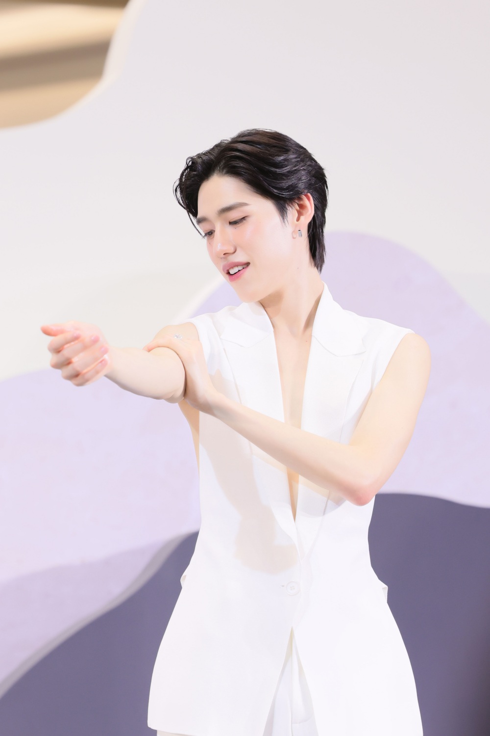 JOURNAL Body Oil, พีพี–กฤษฏ์, พรีเซ็นเตอร์คนใหม่, ธนัญญา สุธีรชัย, ผลิตภัณฑ์ออยล์บำรุงผิว, กลิ่นหอมผ่อนคลาย, เคล็ดลับการดูแลผิว, เบาสบาย, ไม่เหนียวเหนอะหนะ, บำรุงผิวกายล้ำลึก