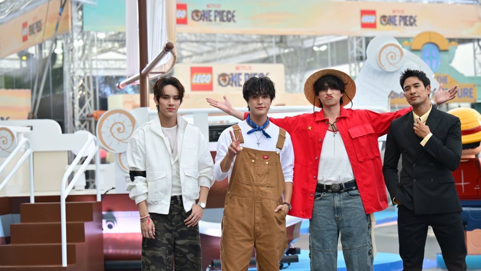 ไอคอนสยาม, The LEGO Group, LEGO® ONE PIECE, ริเวอร์ พาร์ค, ชั้น G ไอคอนสยาม, ริมแม่น้ำเจ้าพระยา, กรท-วรินทร ปัญหกาญจน์, กลัฟ-คณาวุฒิ ไตรพิพัฒนพงษ์, นนน-กรภัทร์ เกิดพันธุ์
