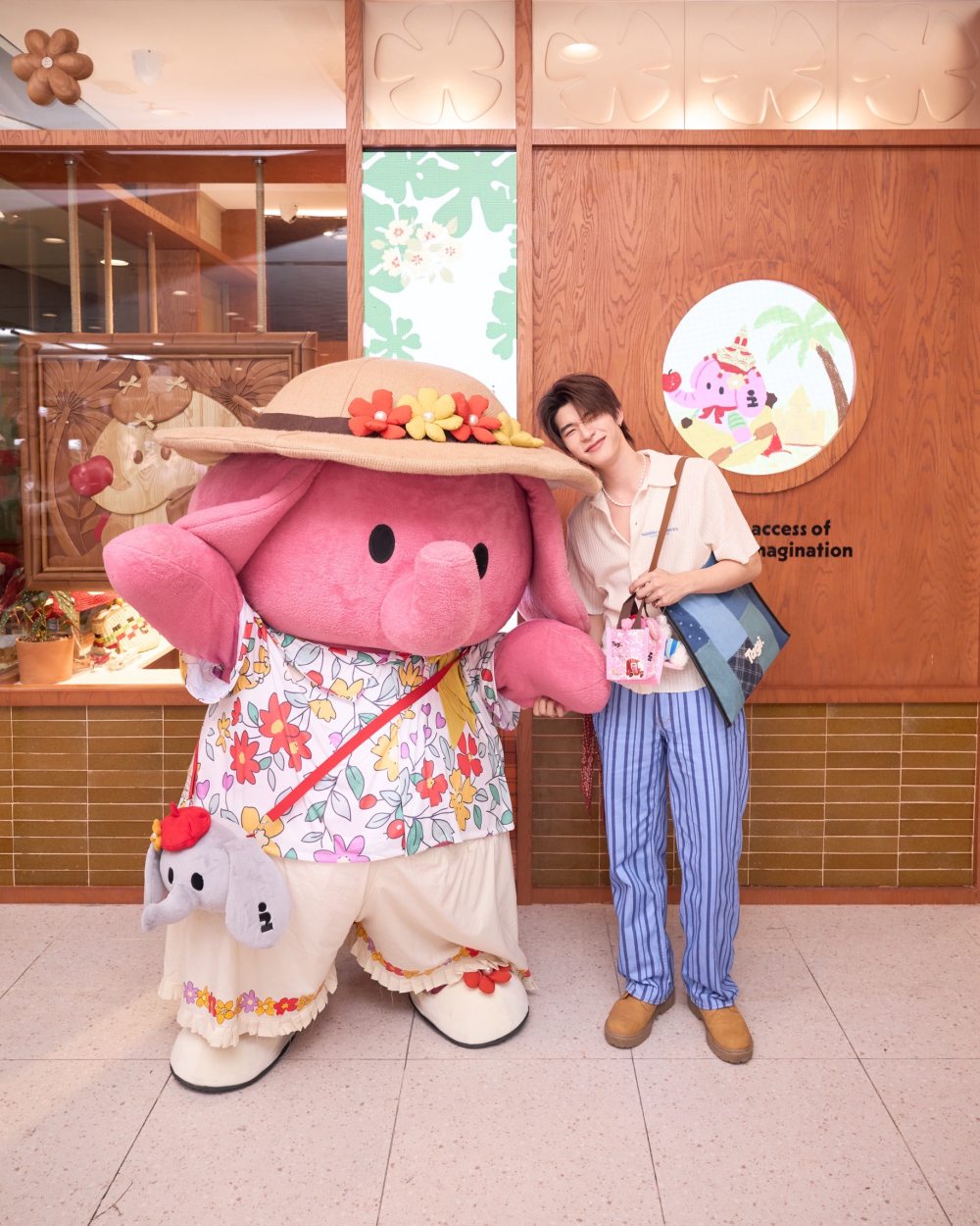 Tagi., แบรนด์สุดคิวท์จากจีน, Tagi. Sabaai House, ศูนย์การค้าเซ็นทรัลเวิลด์, ตี๋ตี๋ - วันพิชิต นิมิตภาคภูมิ, ใบปอ - ธิติยา จิระพรศิลป์