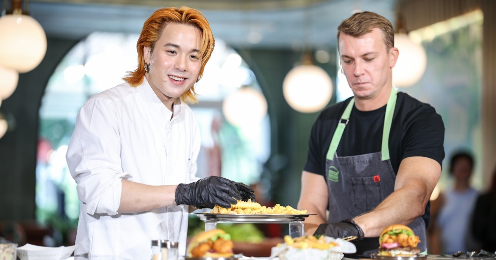 Shake Shack, JamyJamess, คอลลาบอเรชั่นสุดพิเศษแห่งปี, แคมเปญพิเศษประจำปี, เจมมี่เจมส์, เจมส์ - ธีรดนย์, ทะเลใจ ใจนิวยอร์ก, Surfer Boy Shack, Talayjai Shrimp Shack